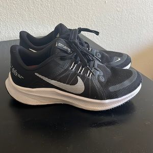 Nike Quest Running Shoes